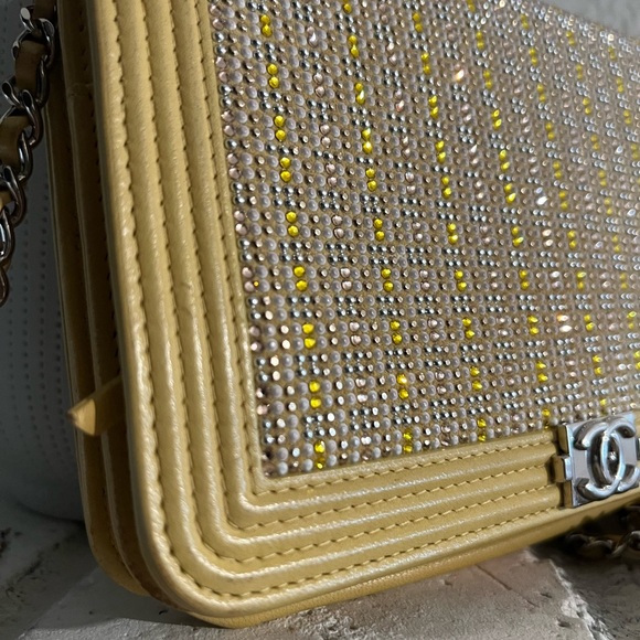 CHANEL RARE Crystal Boy Wallet on Chain (yellow) - Picture 5 of 17